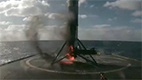 SpaceX, Falcon 9 torna sulla Terra in fiamme ma la missione è riuscita