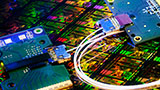 Connessioni silicon photonics a 100 Gbps per i datacenter