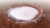 Marte, nel cratere Korolev un'enorme ghiacciaio: ecco le foto della sonda Mars Express