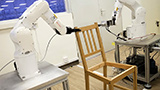 Questo robot può montare una sedia IKEA in 9 minuti: ecco il video