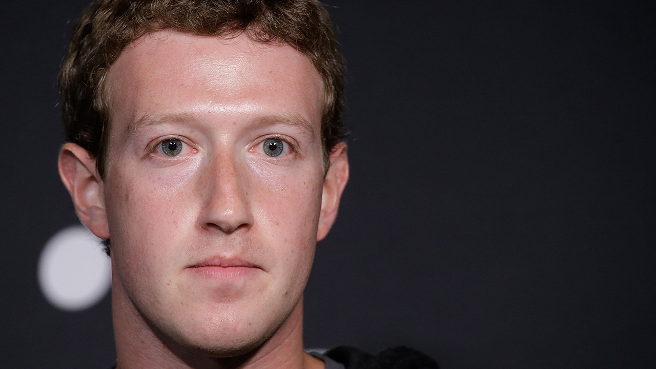 Facebook, rallenta la crescita degli utenti. E Zuckerberg perde un quinto del patrimonio
